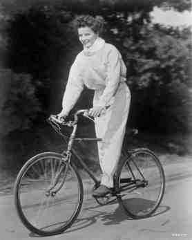 via: http://www.tcm.com/tcmdb/title/812/Pat-and-Mike/#tcmarcp-160251-160249