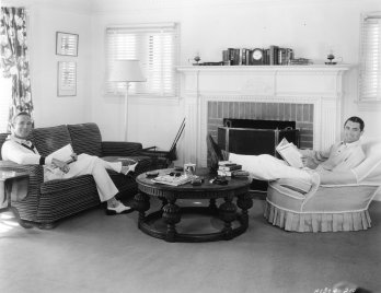 via: http://theredlist.com/wiki-2-24-224-523-view-hollywood-cinecitta-stars-profile-cary-grant-randolph-scott.html