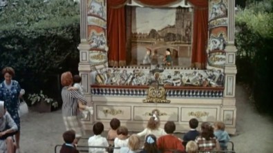 Paris When It Sizzles - 007