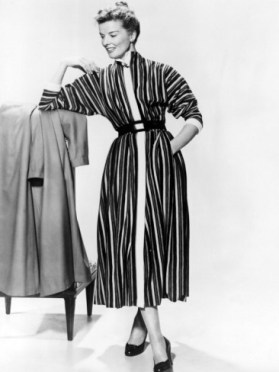 via: http://moviestarmakeover.com/2012/01/