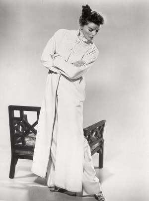 via: http://moviestarmakeover.com/2012/01/