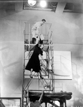 via: http://www.tcm.com/tcmdb/title/568/Bringing-Up-Baby/#