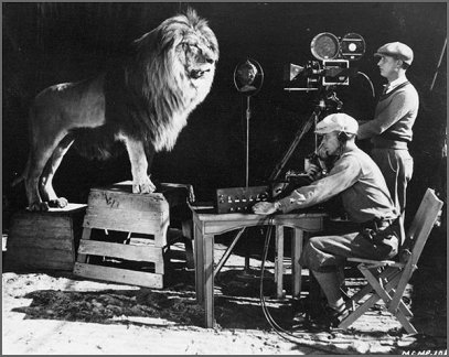 MGM recording Leo the Lion in 1929 via: https://www.hollyshop.com/2014/01/the-1929-recording-of-the-mgm-lion-roar-pic/