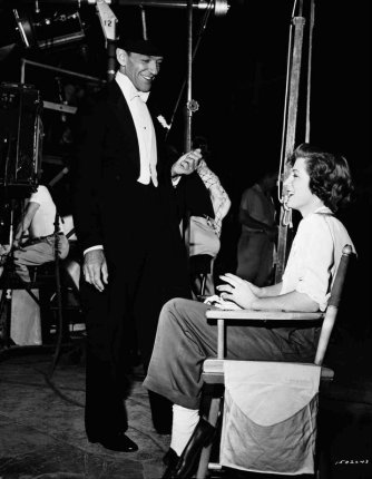 via: http://www.tcm.com/tcmdb/title/2942/Royal-Wedding/#tcmarcp-142315