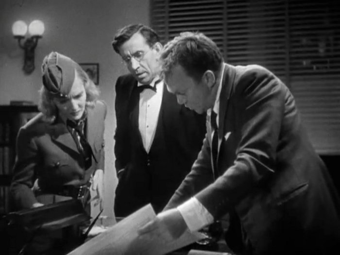 Adventure in Manhattan: Jean Arthur and Thomas Mitchell