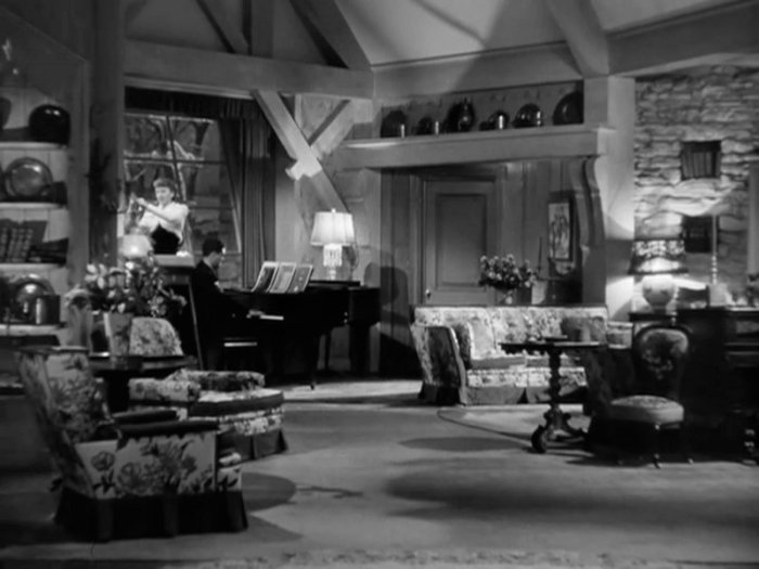 Christmas in Connecticut: Barbara Stanwyck and Dennis Morgan